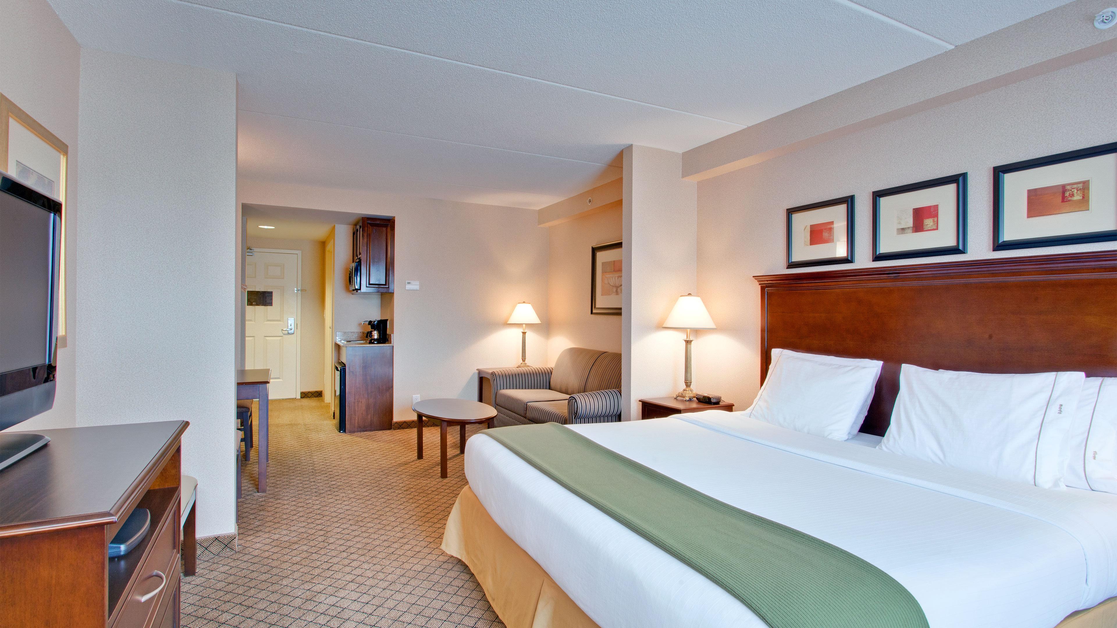 Holiday Inn Express & Suites Huntsville By Ihg Exterior foto