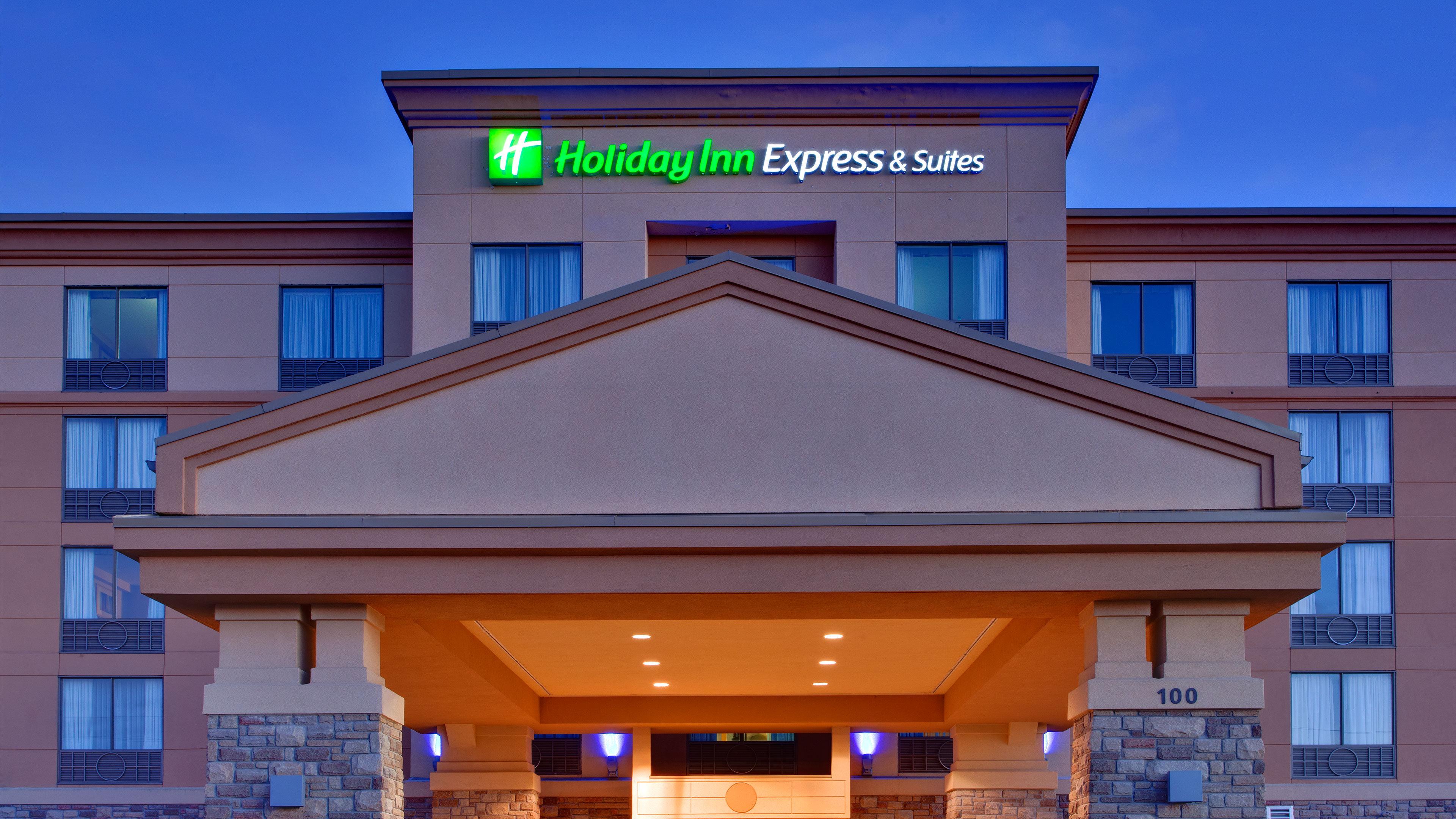 Holiday Inn Express & Suites Huntsville By Ihg Exterior foto