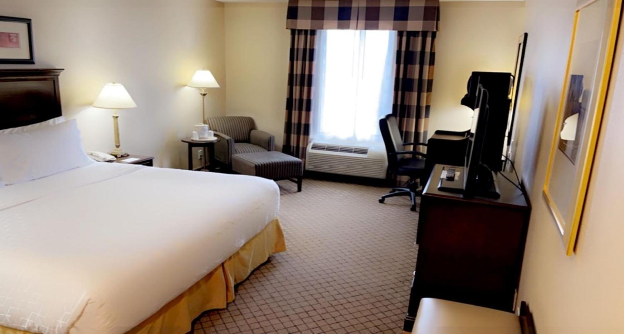 Holiday Inn Express & Suites Huntsville By Ihg Exterior foto